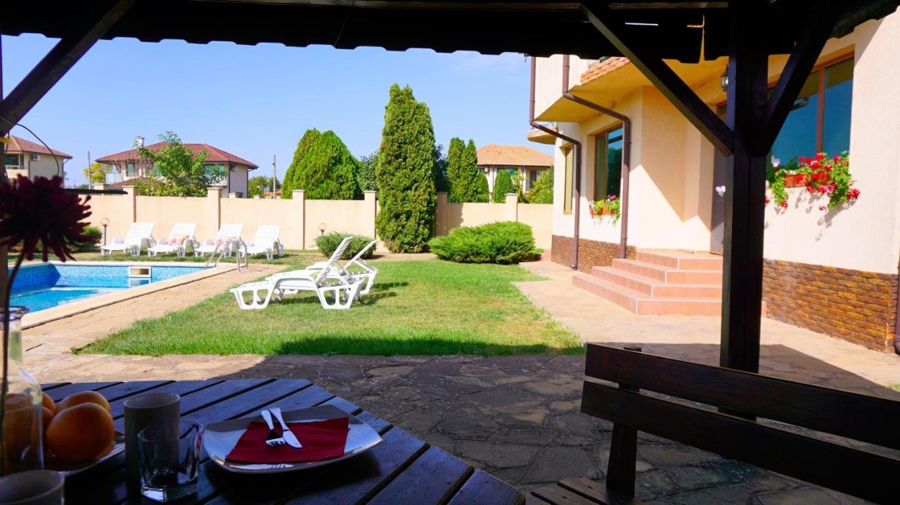 Вила Ваня - Villa Vania Bŭlgarevo Extérieur photo